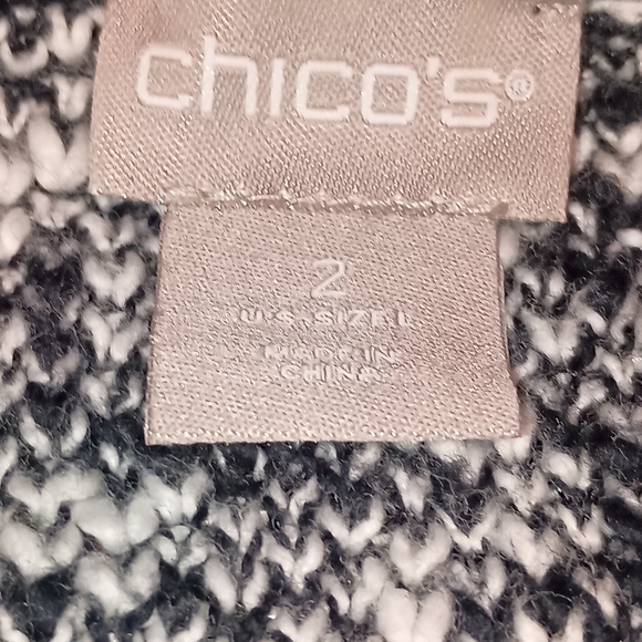 Women's Chico's Sweater Size 2 Color Black Gray Christmas Gift Warm Designer - Picture 2 of 3